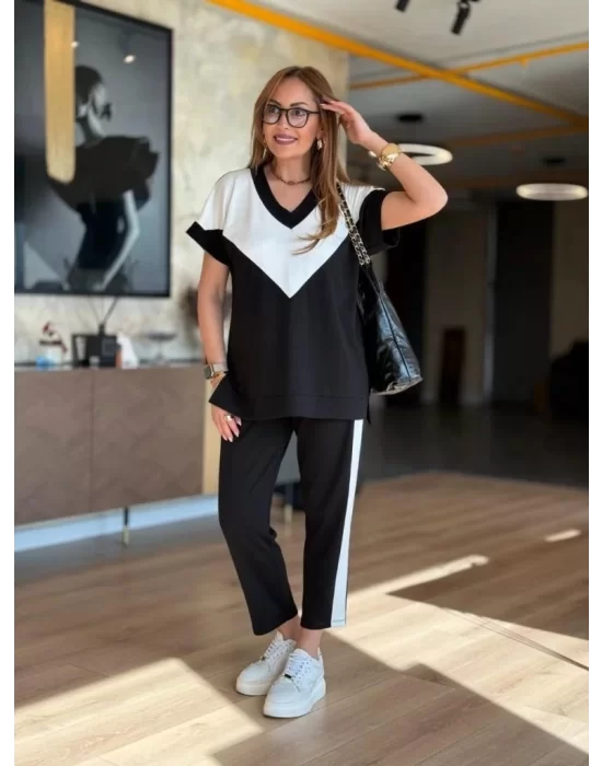 Kadın Kısa Kollu V Yaka Siyah Beyaz Renkli Viskon Iki Iplik Kumaş Eşofman Takımı