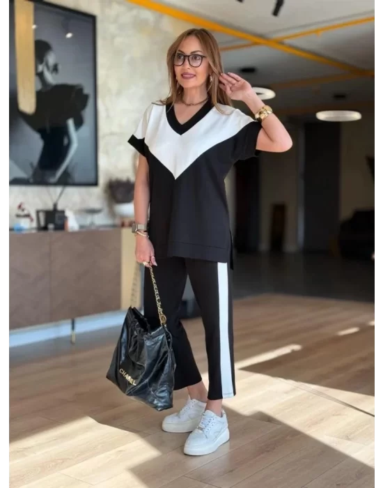 Kadın Kısa Kollu V Yaka Siyah Beyaz Renkli Viskon Iki Iplik Kumaş Eşofman Takımı