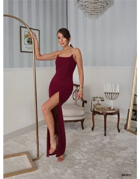 Kadın Omuz Askılı Derin Yırtmaç Detay Maxi Boy Elbise