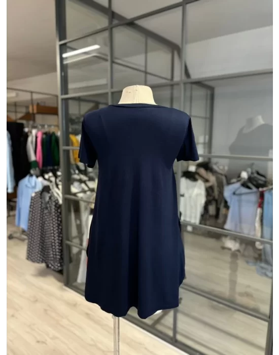 Kadın Türlü Viskon Kumaş Yırtmaç Detaylı Bluz