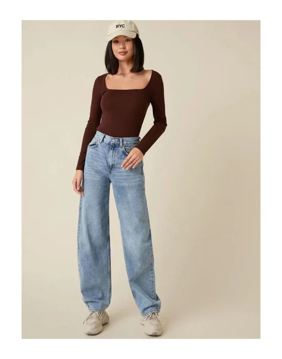 MetuCa Kadın Kahverengi Kare Yaka Uzun Kollu Vücudu Saran İpek Jarse Kumaş Basic Bluz Badic