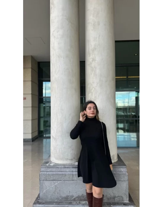 Kadın Uzun Kollu Balıkçı Yaka Salaş Kusa Akrilik Elbise