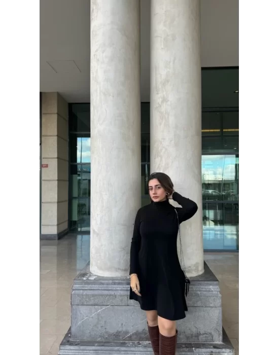 Kadın Uzun Kollu Balıkçı Yaka Salaş Kusa Akrilik Elbise