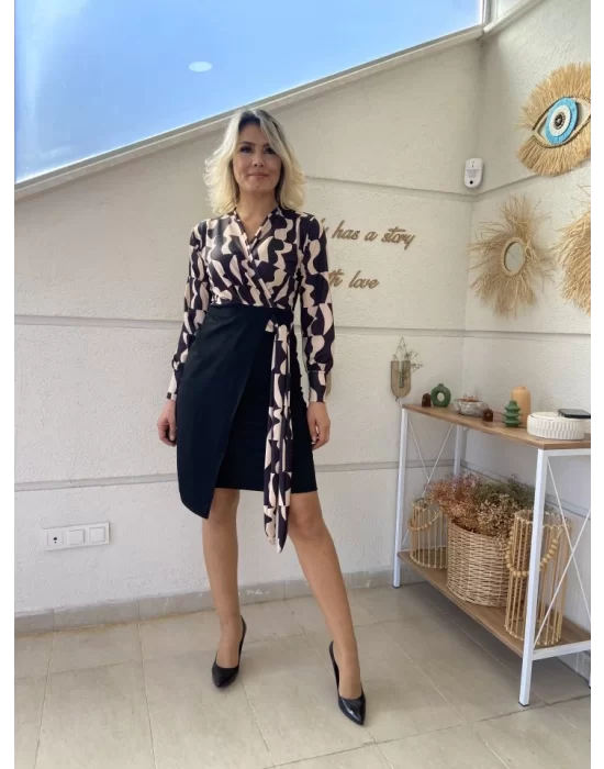 Kadın Uzun Kollu Kruvaze Yaka Dijital Baskılı Fiyonk Detay Dalgıç Kumaş Elbise
