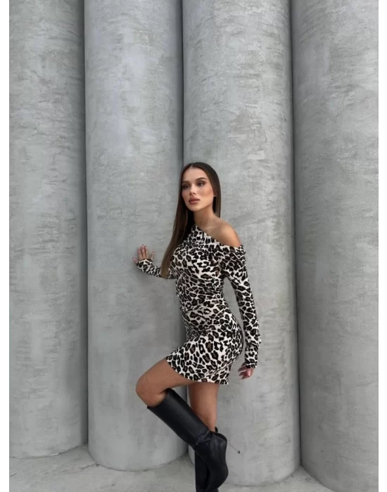 Kadın Uzun Kollu Leopar Desen Omuz Dekolteli Mini Elbise