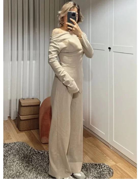 Kadın Uzun Kollu Omuzlardan Açık Asimetrik Kesim Kaşkorse Bluz Ve Pantolon Ikili Pantolon