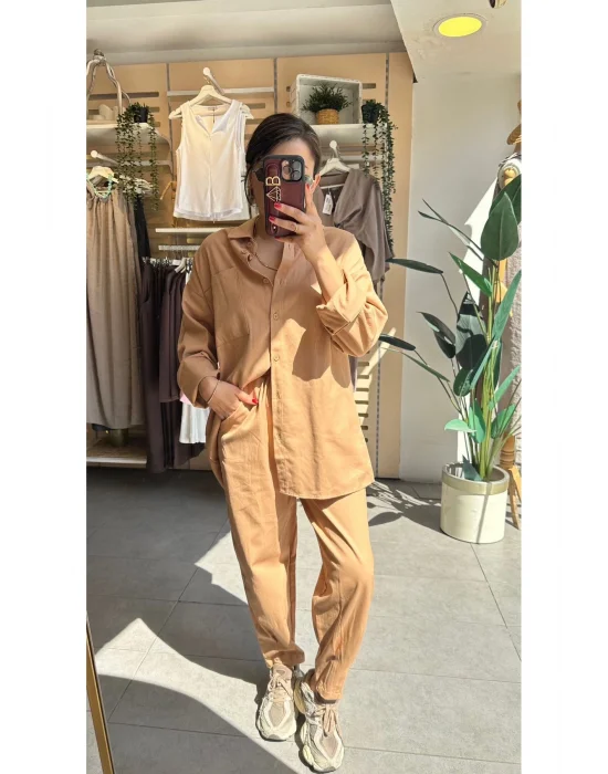 MetuCa Kadın Camel Gabardin Takım: Oversize Gömlek & Beli Lastikli Havuç Kesim Pantolon
