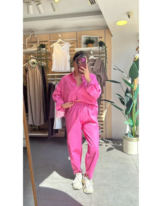 MetuCa Kadın Pembe Gabardin Takım: Oversize Gömlek & Beli Lastikli Havuç Kesim Pantolon