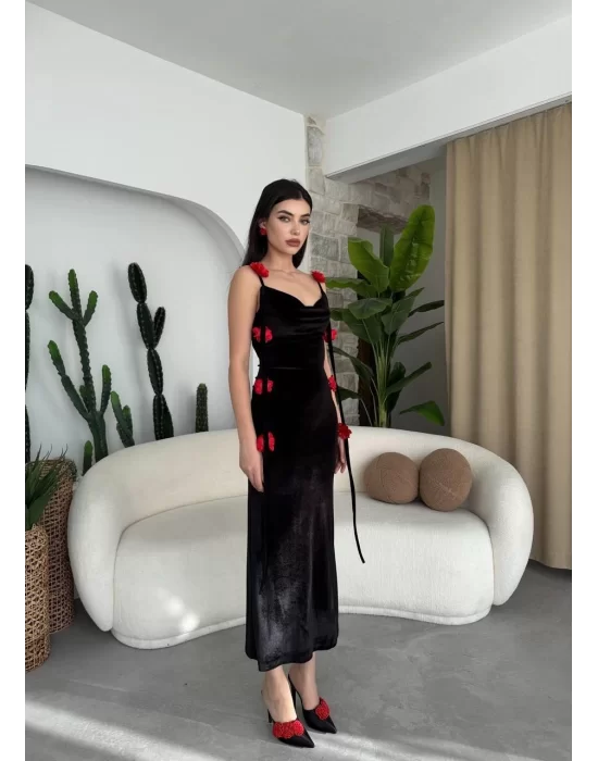 Kadrin Gül Detaylı Elbise