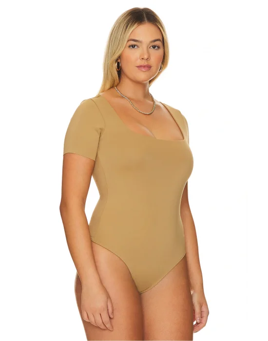 MetuCa Kadın Bej Kare Yaka Kısa Kollu İpek Jarse Kumaş Tanga Kesim Bodysuit Zıbın