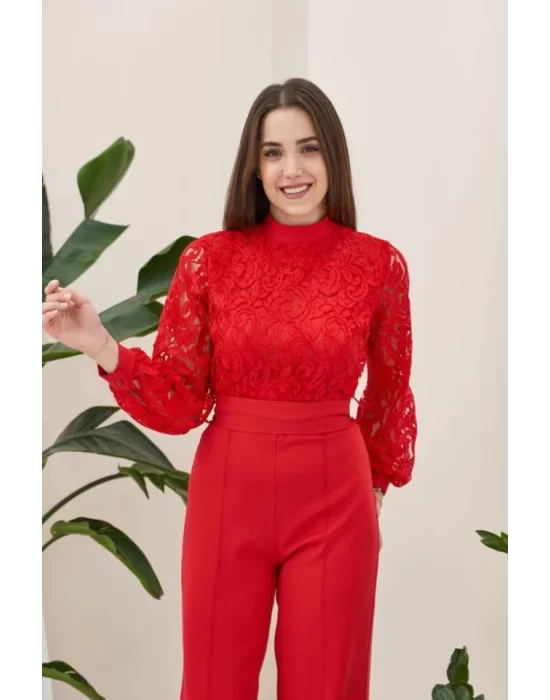 Kırmızı Üstü Dantel Tulum