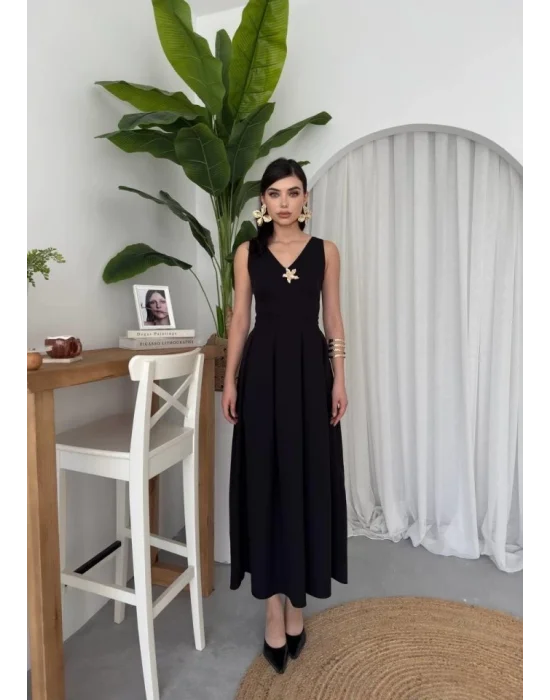 Late Yıldız Detaylı Elbise
