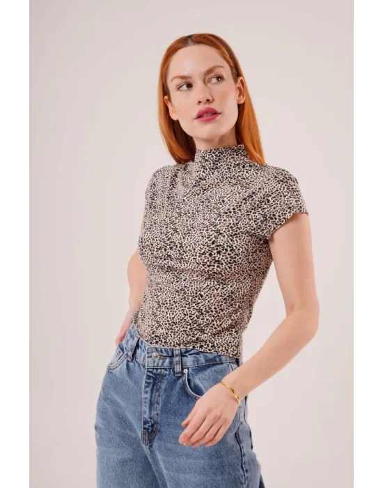 Leopar Desen Kısa Kollu Basic T-Shirt
