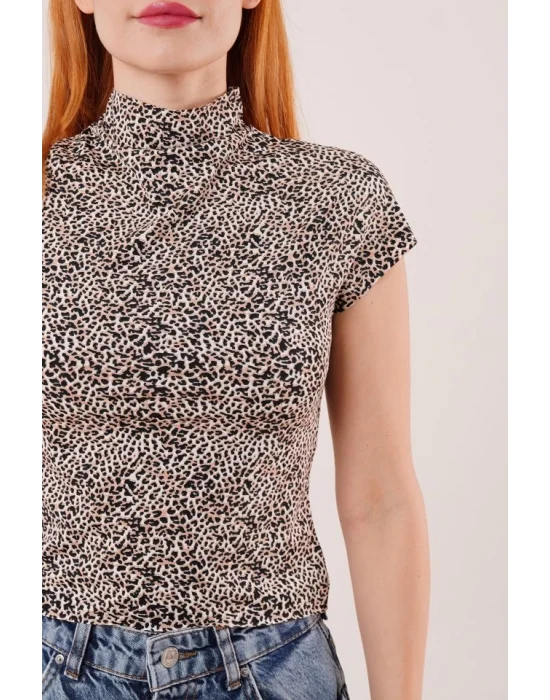 Leopar Desen Kısa Kollu Basic T-Shirt