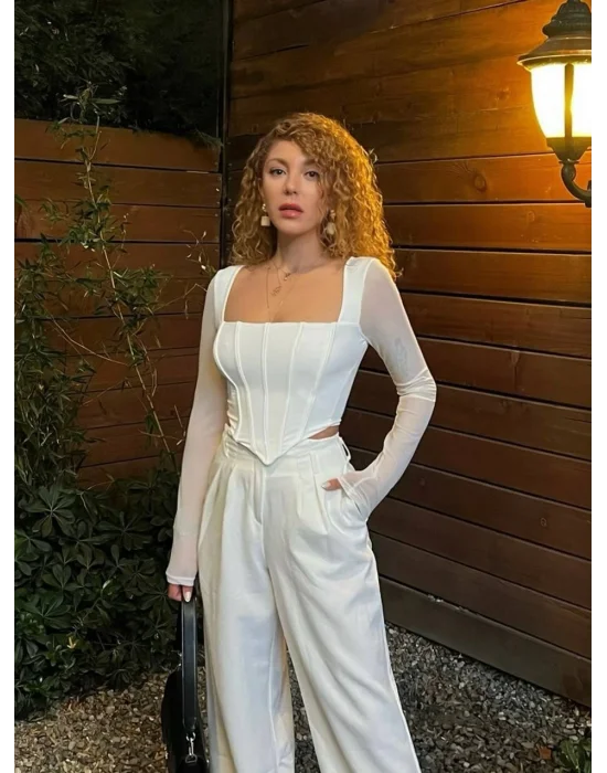 MetuCa Kadın Beyaz Kare Yaka Uzun Transparan Tül Kollu Balenli Vücudu Saran Korse Crop Bluz