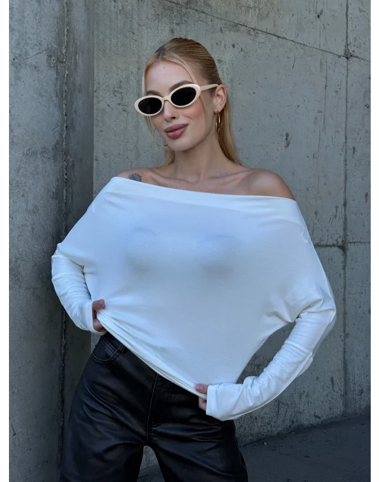 MetuCa Kadın Ekru Düşük Omuz Kayık Yaka Drapeli Uzun Kollu Vücudu Saran Bluz