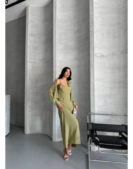 MetuCa Kadın Haki Dokuma Kumaş Crop Gömlek ve U Yaka Askılı Uzun Elbise İkili Takım