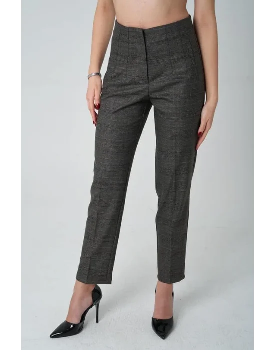 MetuCa Kadın Kahve Kareli Yüksek Bel Pens Detaylı Havuç Kesim Kumaş Pantolon