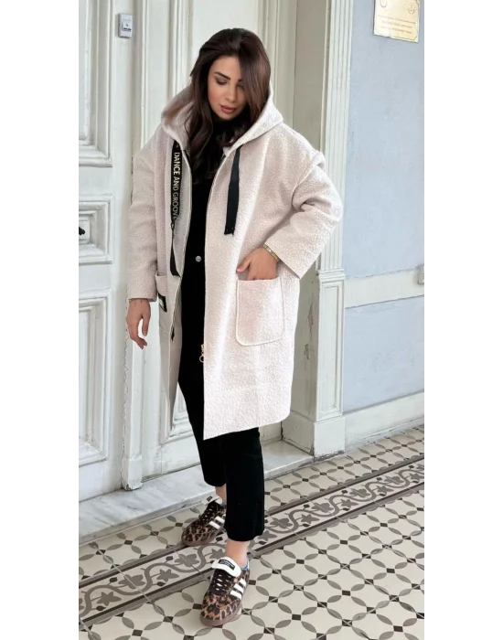 MetuCa Kadın Krem Kapüşonlu Fermuarlı Cepli Oversize Buklet Kaban Mont Hırka