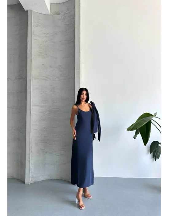 MetuCa Kadın Lacivert Dokuma Kumaş Crop Gömlek ve U Yaka Askılı Uzun Elbise İkili Takım