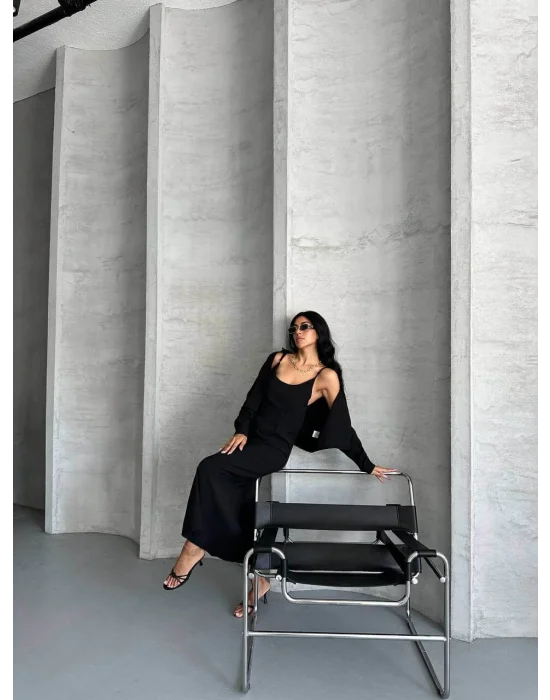 MetuCa Kadın Siyah Dokuma Kumaş Crop Gömlek ve U Yaka Askılı Uzun Elbise İkili Takım