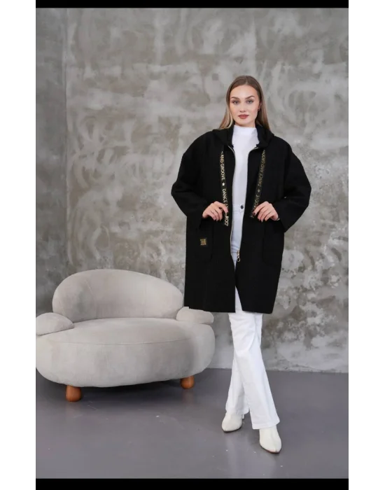 MetuCa Kadın Siyah Kapüşonlu Fermuarlı Cepli Oversize Buklet Kaban Mont Hırka