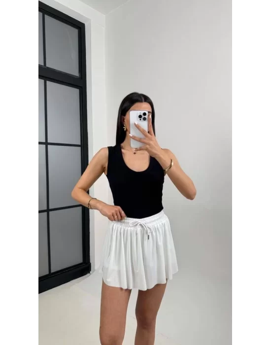 MetuCa Pileli İçi Şortlu Skort – Lastik Bel, Bağcıklı (Beyaz)