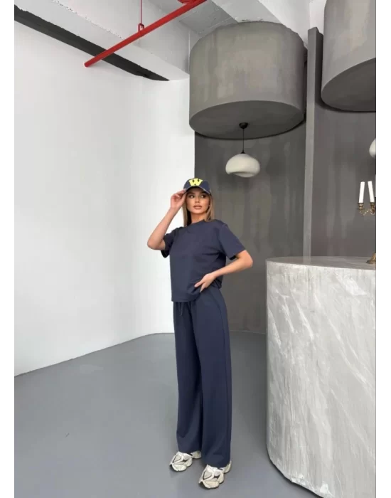 Osy Modal Yumuşak Dokulu Kumaş Kısa Kollu Bluz Rahat Pantalon Ikili Takım- Füme