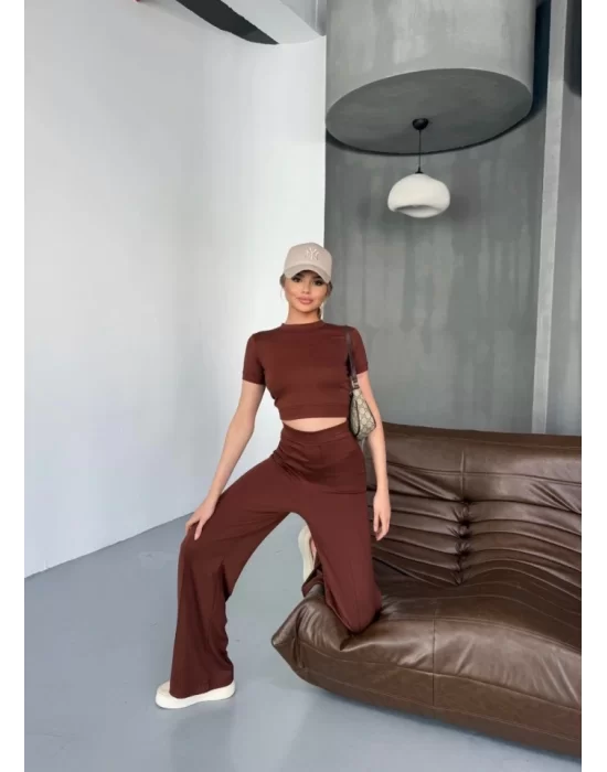 Osy Modal Yumuşak Dokulu Kumaş Kısa Kollu Crop Rahat Pantalon Ikili Takım - Kahverengi