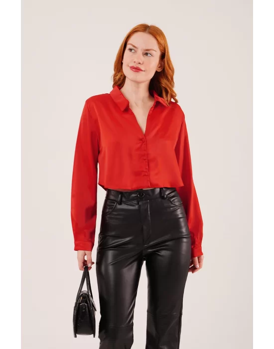 Saten Crop Model Kırmızı Gömlek