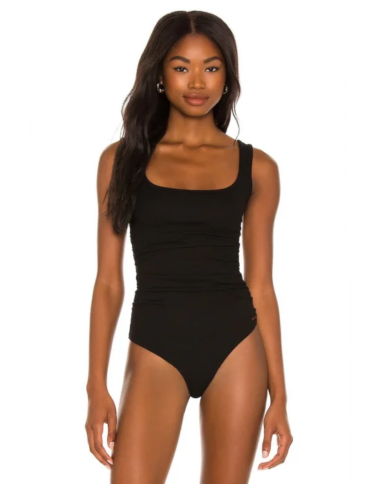 Sıfır Kol Kare Yaka Büzgülü Bodysuit