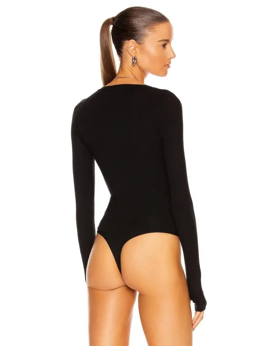 Siyah Uzun Kollu Parmak Geçmeli Body