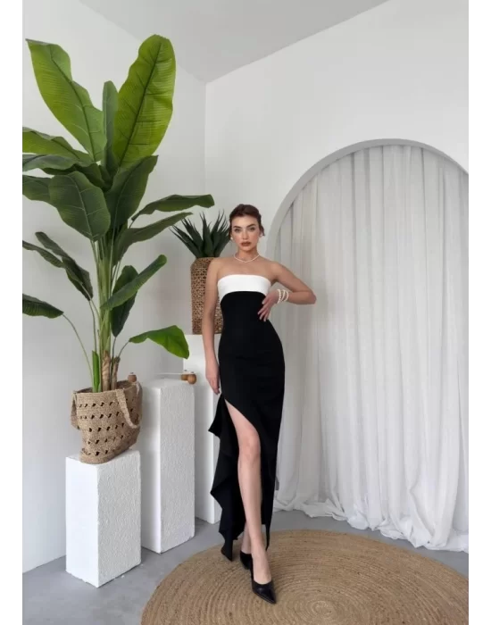 Terk Yırtmaç Detaylı Elbise