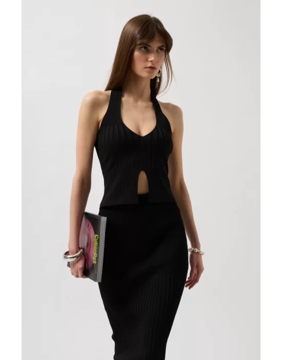 V Detay Dokulu Crop Bluz