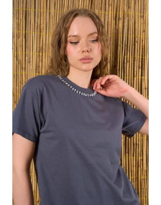 Yakası Taşlı Tshirt - Füme