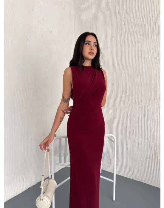 Yandan Buzgulu Kolsuz Yırtmaçlı Uzun Elbise - Bordo