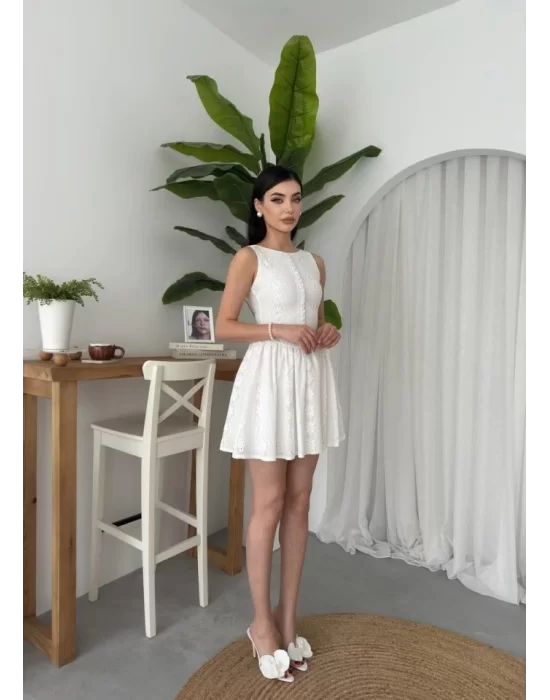 Yema Düğme Detaylı Elbise