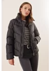 5124 Siyah Dik Yaka Şişme Mont