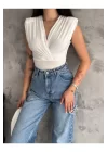 Kadın Beyaz Vatkalı Çıtçıtlı Bodysuit