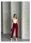 Kadın Yüksek Bel Straight Havuç Kesim Pileli Kemerli Kumaş Pantolon