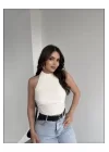 Halter Yaka Sırt Dekolteli Crop Bluz