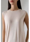 Kadın Krem Oversize Sıfır Kol Bisiklet Yaka Basic Günlük Içlik Tunik Viscon Kumaş