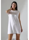 Kadın Beyaz Oversize Sıfır Kol Bisiklet Yaka Basic Günlük Içlik Tunik Viscon Kumaş