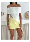 Kadın Asimetrik Kesim Straplez Yaka Ottoman Kumaş Crop Bluz