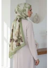 Kadın Yeşil Çerçeveli Büyük Çiçek Desenli Pamuklu Soft Dokulu Mevsimlik Şal