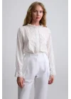Kadın Beyaz Fisto İşlemeli Dantel Garnili Hakim Yaka Pamuklu Pinterest Gömlek Bluz