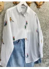 Kadın Beyaz Minyatür İnsan Figürlü Nakışlı Pamuk Keten Gömlek
