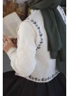 Kadın Krem Renkli Çiçek Nakış İşlemeli V Yaka Düğmeli Keten Yelek