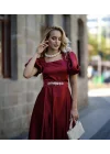 Kadın Bordo Kare Yaka Karpuz Kol Taşlı Kemerli Uzun Saten Abiye Elbise