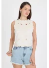 Kadın Ekru Nakışlı Lazer Kesim Fisto Kenarlı Kolsuz Pinterest Keten Bluz